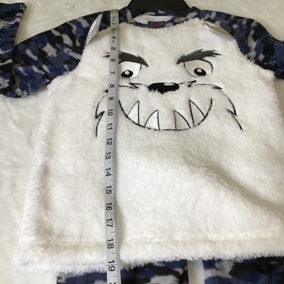 Sleep on It Boys 2 piece Fleece Pajama - Picture 6 of 10